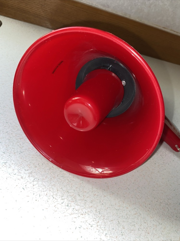 MEGAPHONE-SPEAKER-SIREN