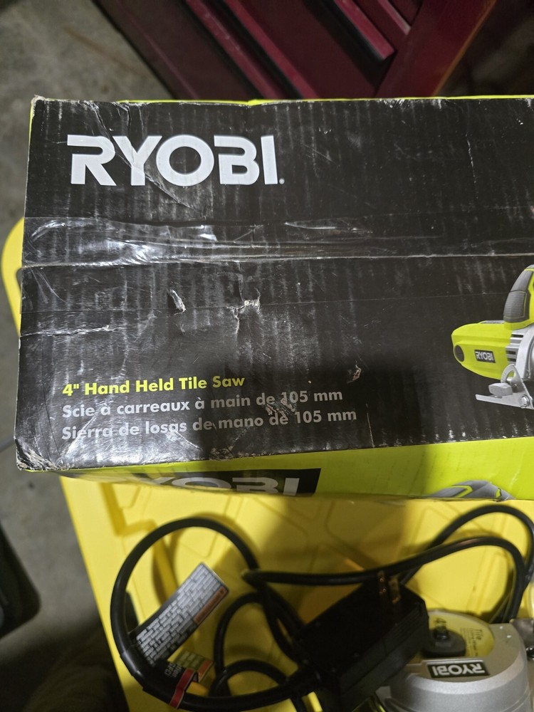 (Used) RYOBI "4" HAND HELD TILE SAW.