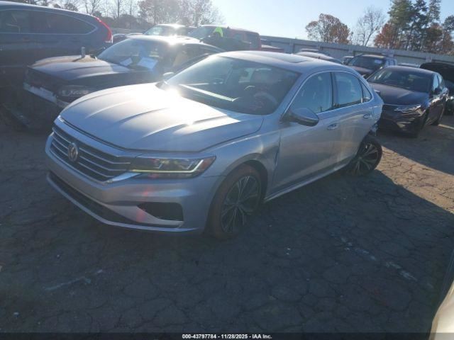 Console Front Floor Fits 20-22 PASSAT 5002588