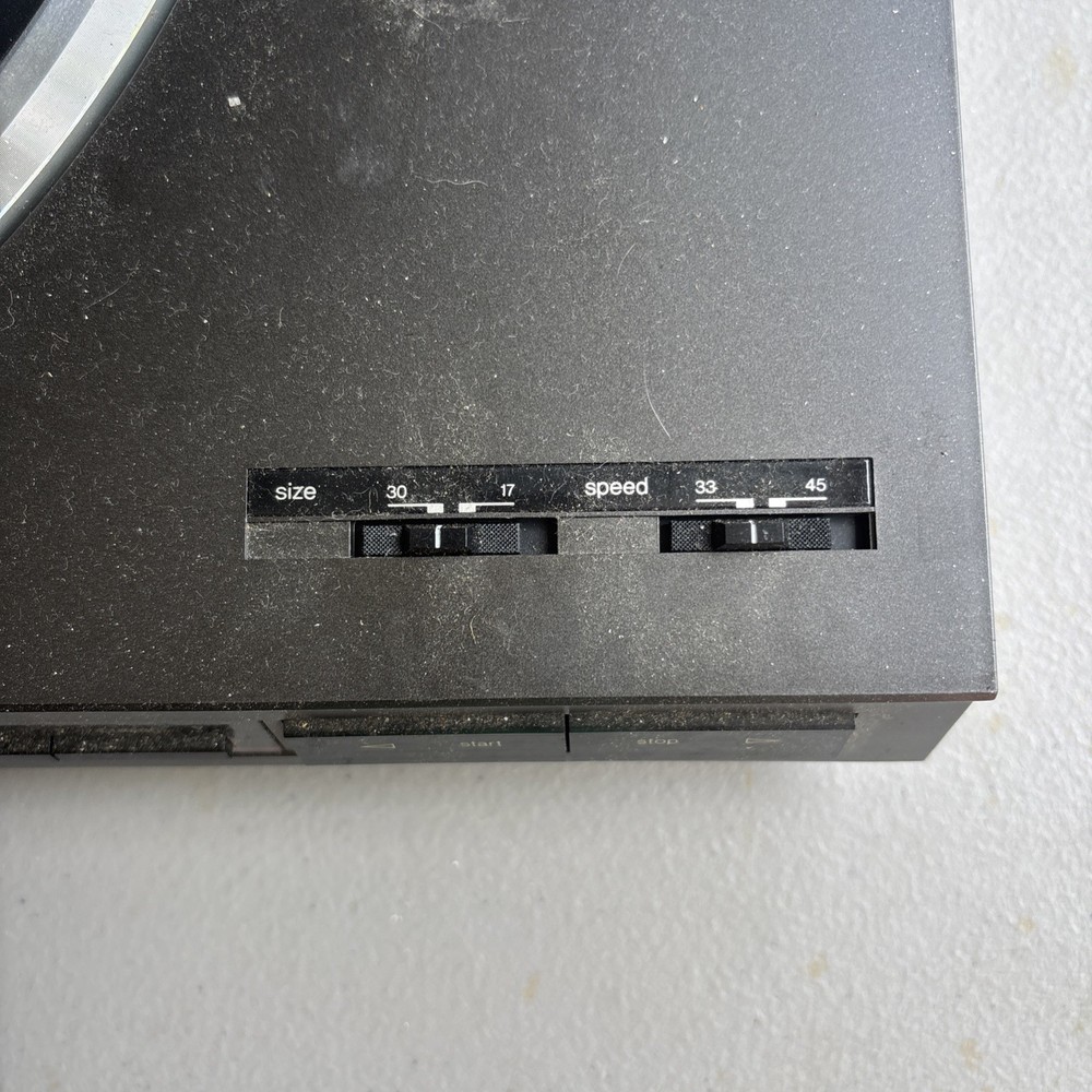 Technics Automatic Turntable System SL-L20 - Read