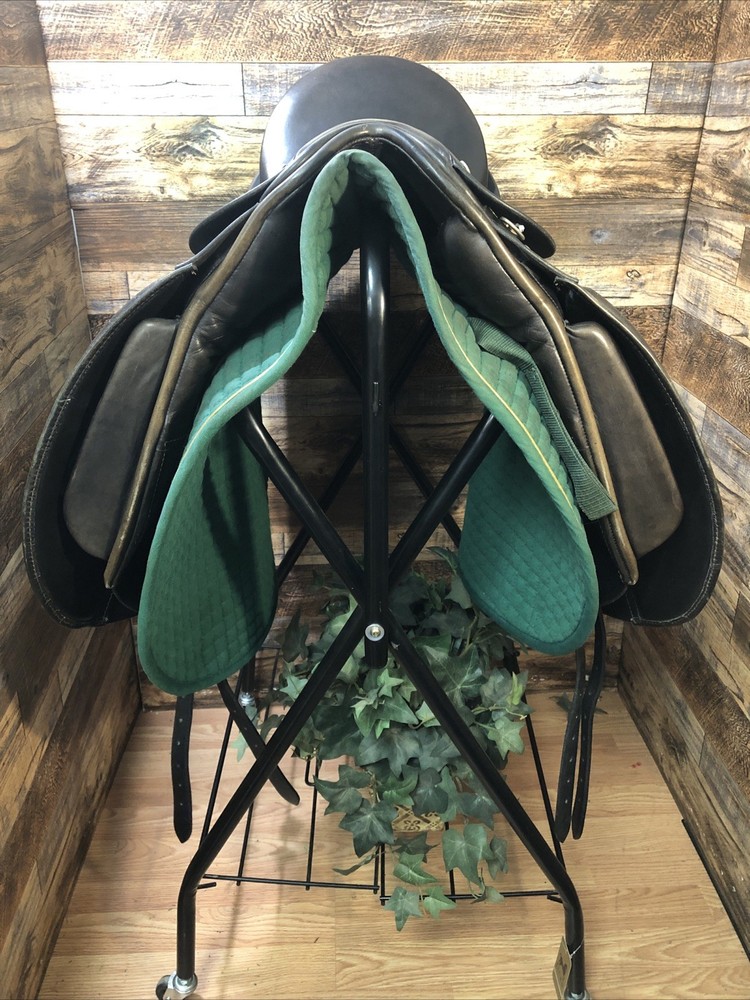 16.5" County W.B. Dressage Saddle