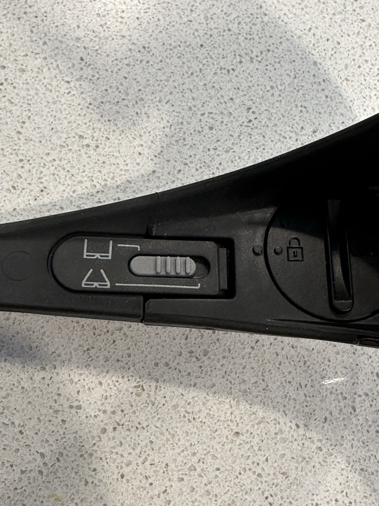 Sony TDG-BR100 Active 3D Glasses (2)