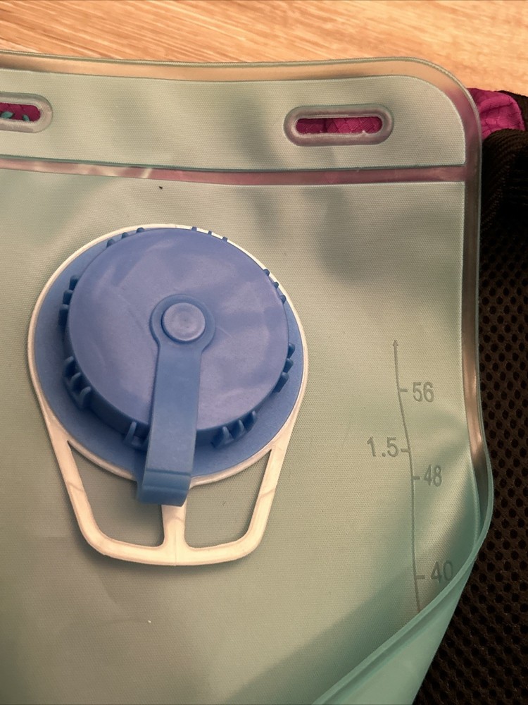 Duro Sport Hydro-pro 2L Hydration Backpack - New