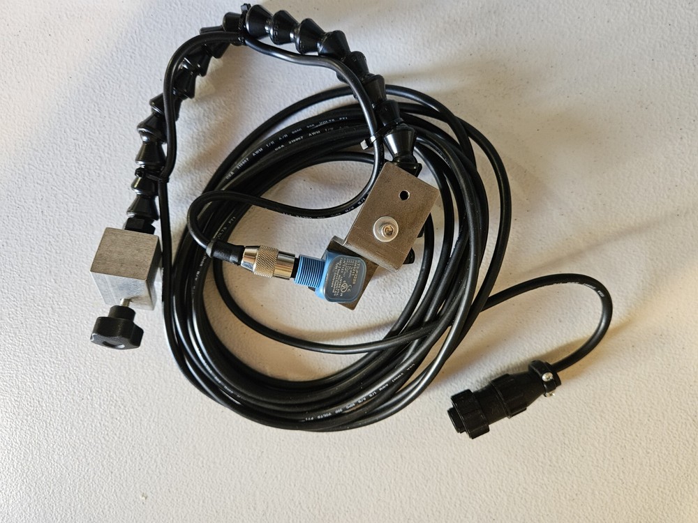 Streamfeeder OT-10138 Trigger Flexible Line Clamp Photocell Sensor Assy Light On