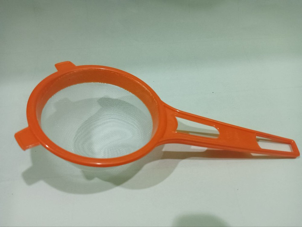 3 Different Size Plastic Strainer with Handle Brand New for Coffee or Tea