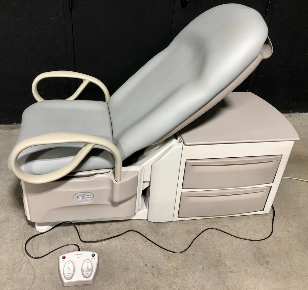 Brewer 6501 Access High-Low Exam Table