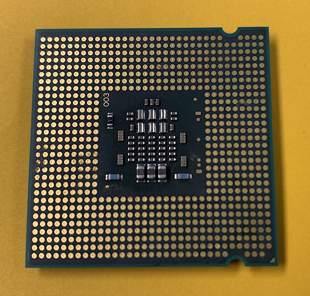 Intel Celeron Dual Core Processor E1200 "Conroe", 1.60gHz *Used, Working*