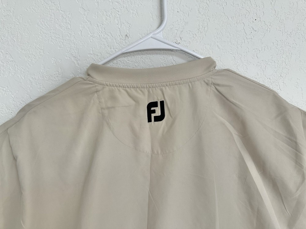 FootJoy V Neck Windbreaker Golf Shirt Jacket Men Sz Medium Pullover Short Sleeve