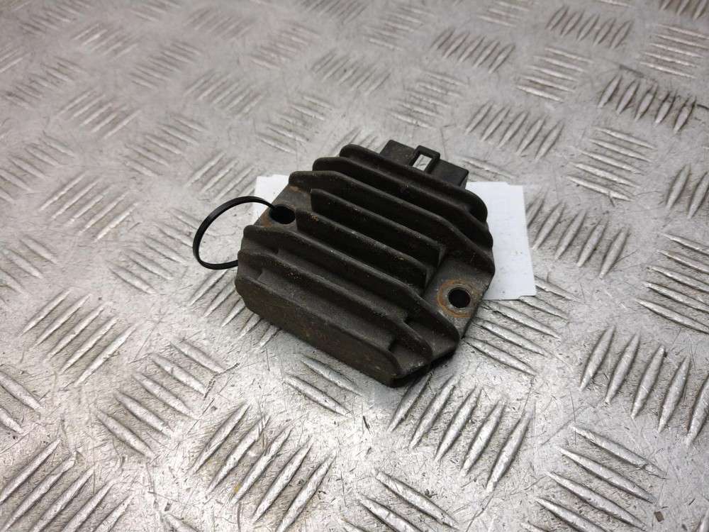 2010 YAMAHA YBR 125  Regulator Recitfier
