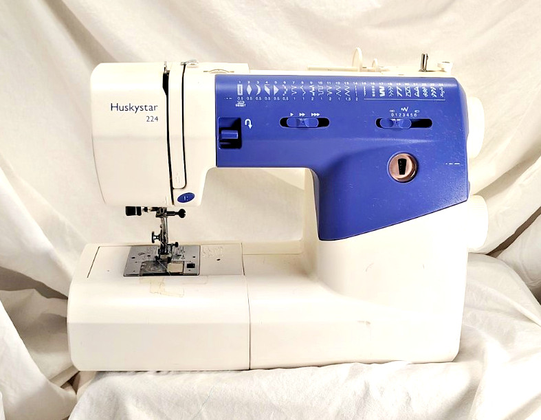 Husky Star sewing machine, #224, no power cord, untested