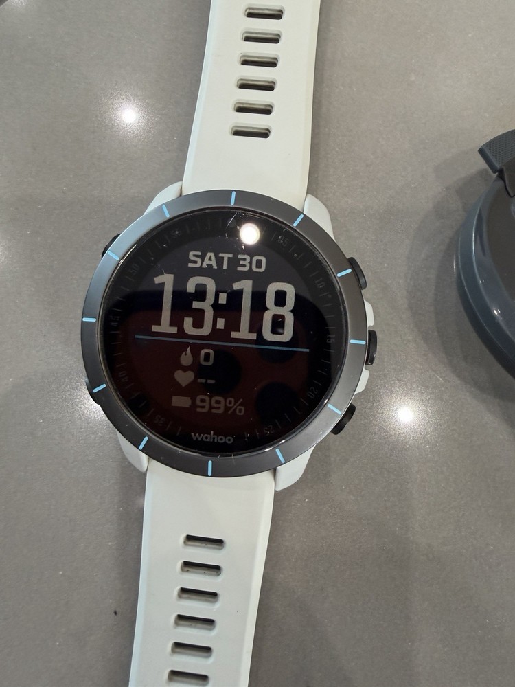 Wahoo Element Rival Multi-Sport GPS Watch