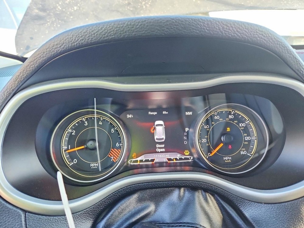 CHEROKEE 2015 Glove Box 4955911
