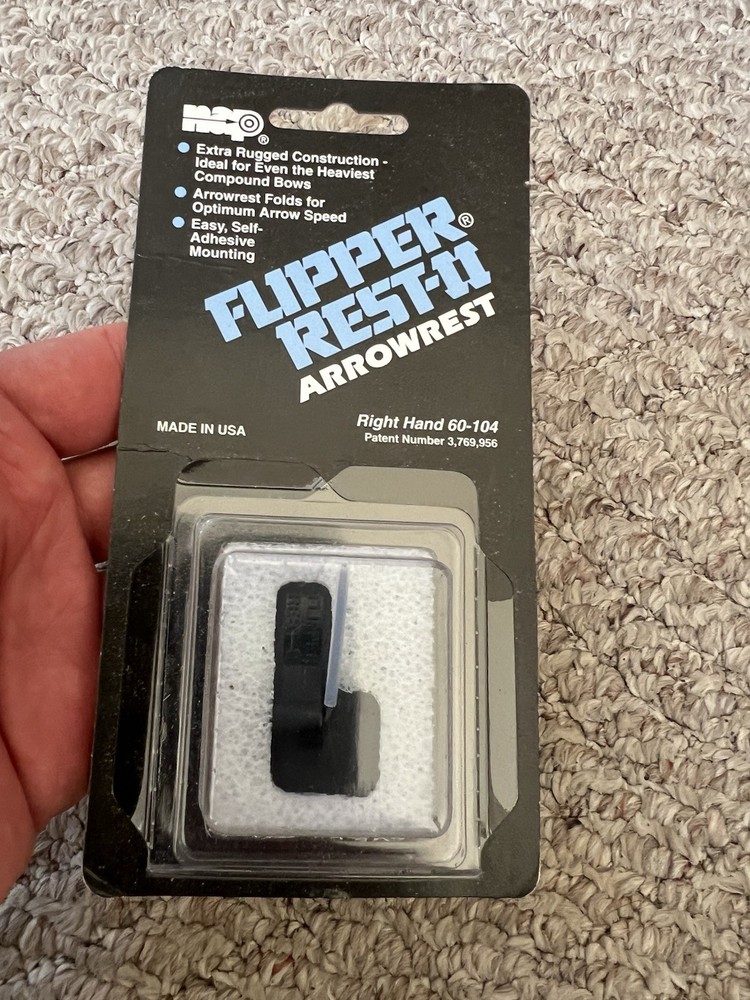 NAP Flipper Arrow Rest Right Hand Black