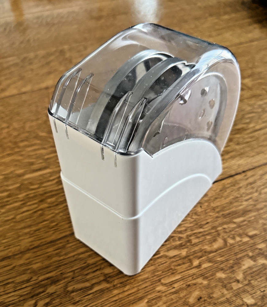 Cuisinart Locking Three Disc Holder Model DLC 8 With 3 Disc Blades White