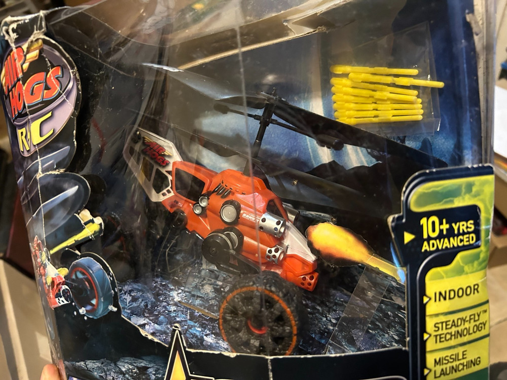 Air Hogs RC Hover Assault Ground Sky Attack NEW in BAD SHAPE Box