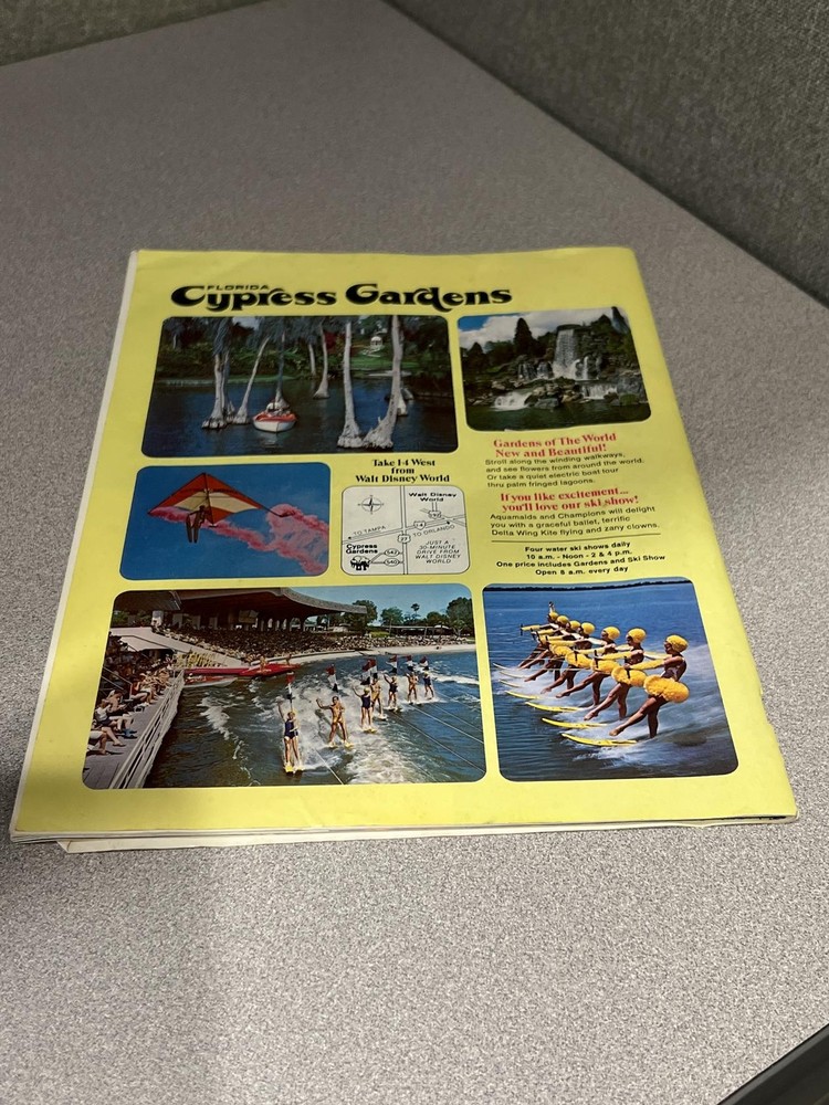 Walt Disney Vacationland Program - 1975