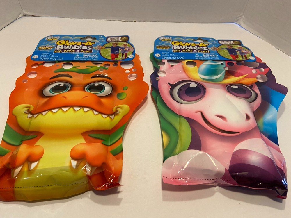 2 Glove-A-Bubbles NEW ~ Wave & Play, Bubble Solution Included & Bubble Pouch