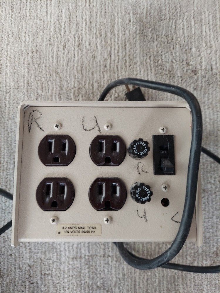 Oneac Power Conditioner CP1103