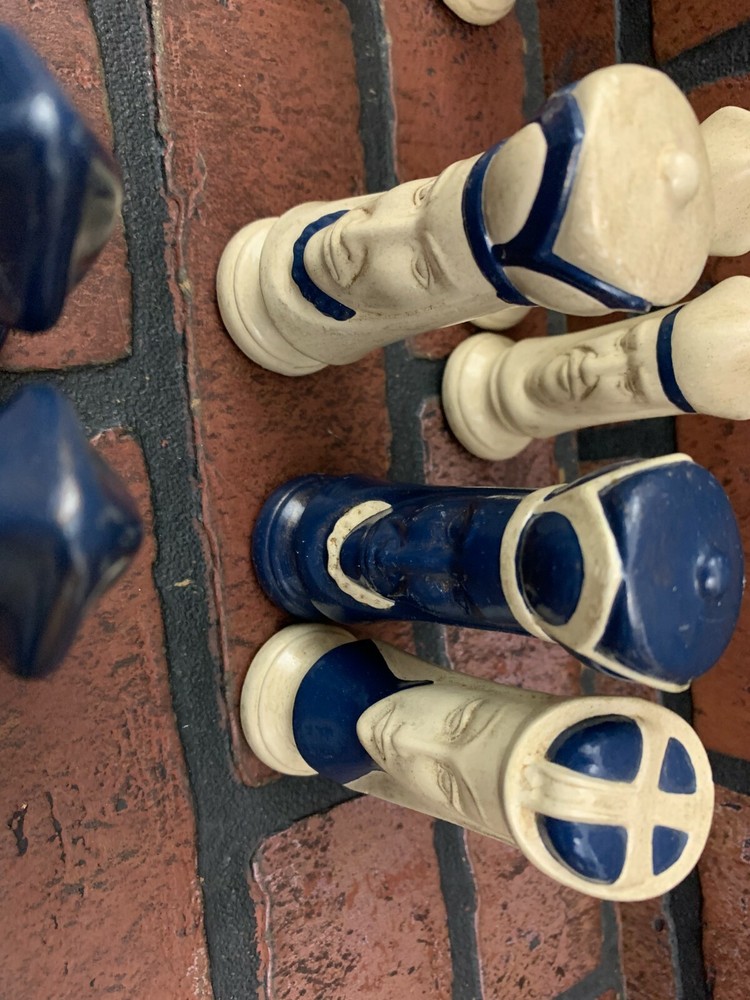 Vintage Chess Pieces Ceramic Medieval White Blue 31pcs