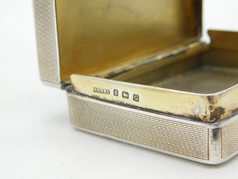 Sterling Silver Engine Turned Rainbow Moonstone Set Snuff Box Antique Art Deco