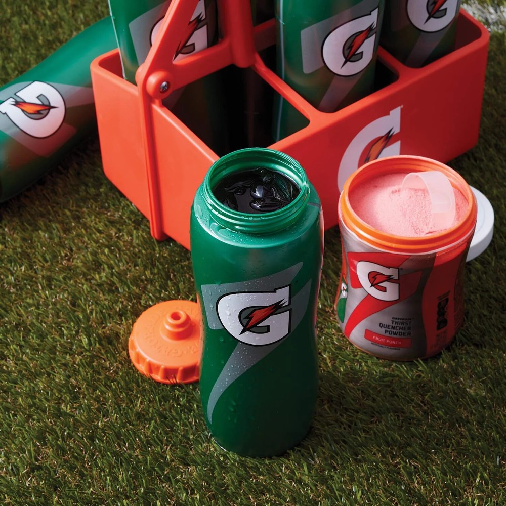 Gatorade 32 Oz. Squeeze Water Bottle, Multipe Pack Options