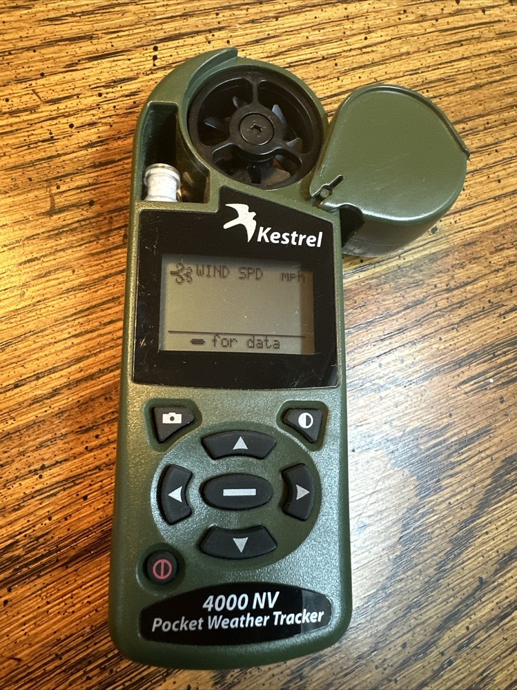 Kestrel 4000 NV Weather Tracker