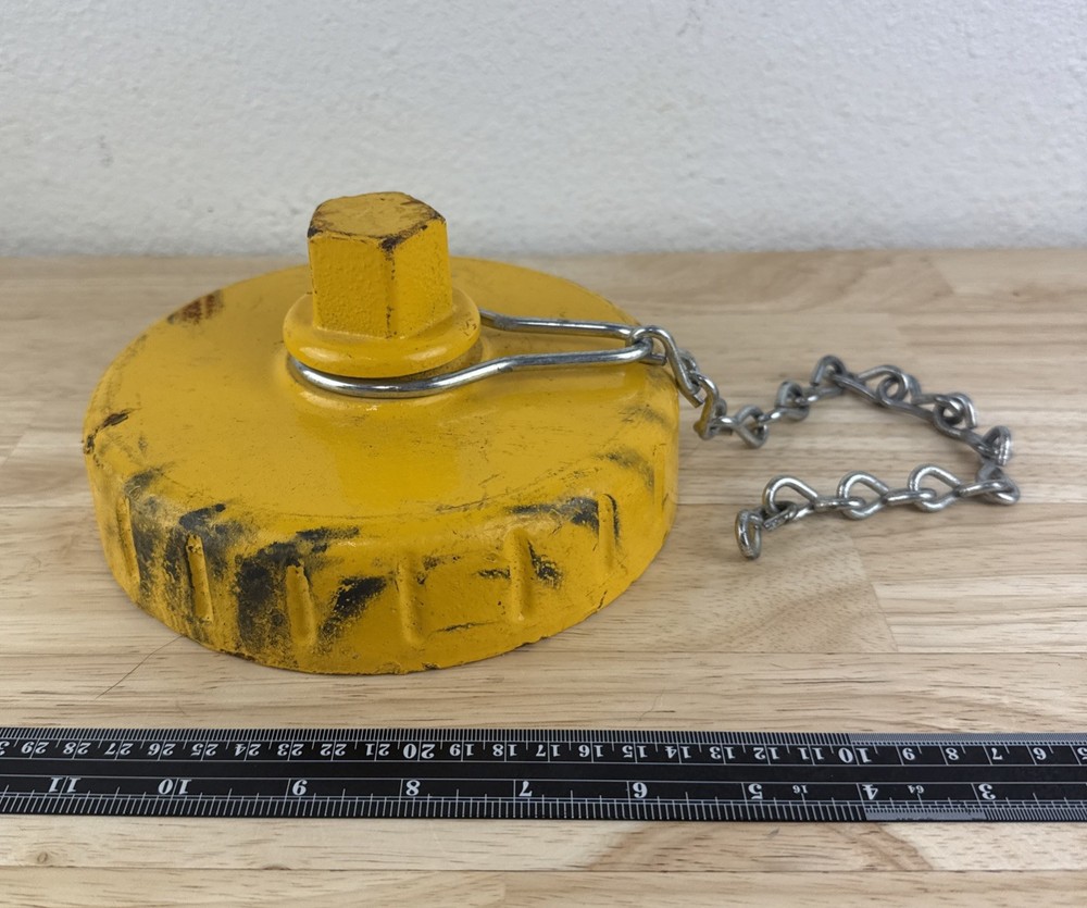 Fire Hydrant Cap With Chain Yellow Color Cast Iron