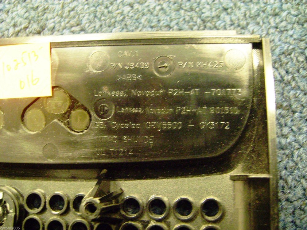 Dell PowerEdge SC440 Server Front Bezel J9409 KH425