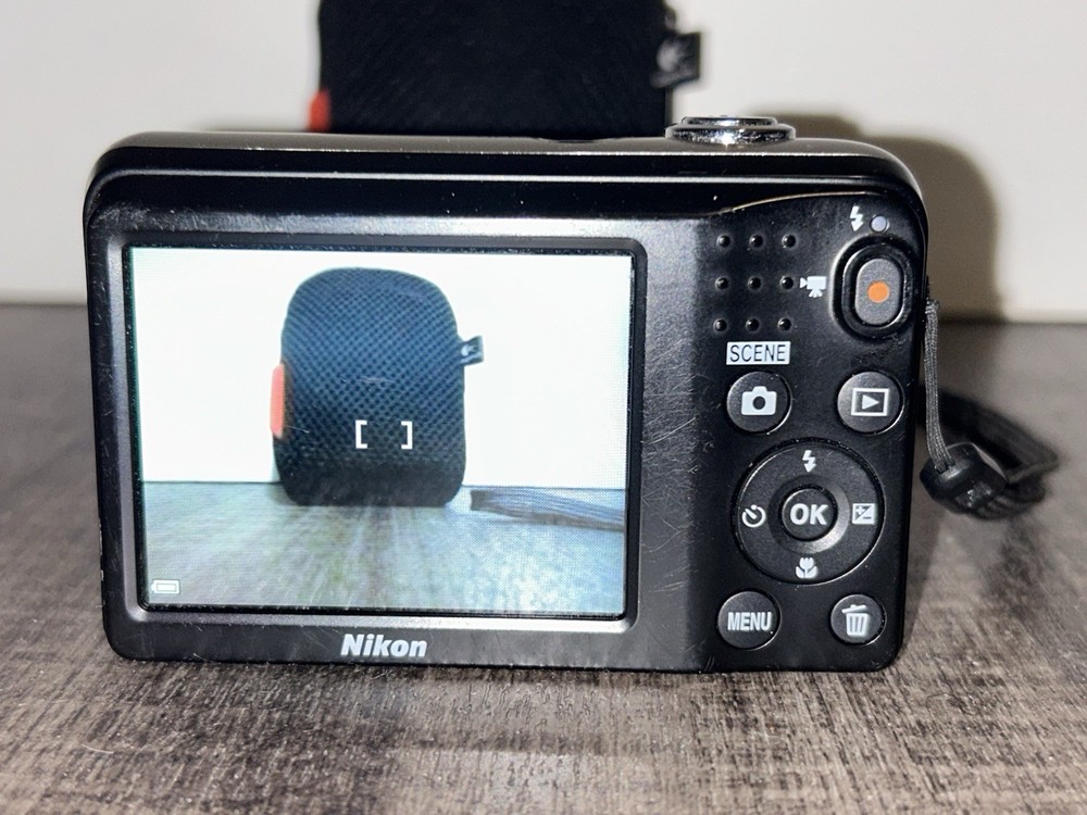 Nikon COOLPIX A10 16.1MP Digital Camera Silver