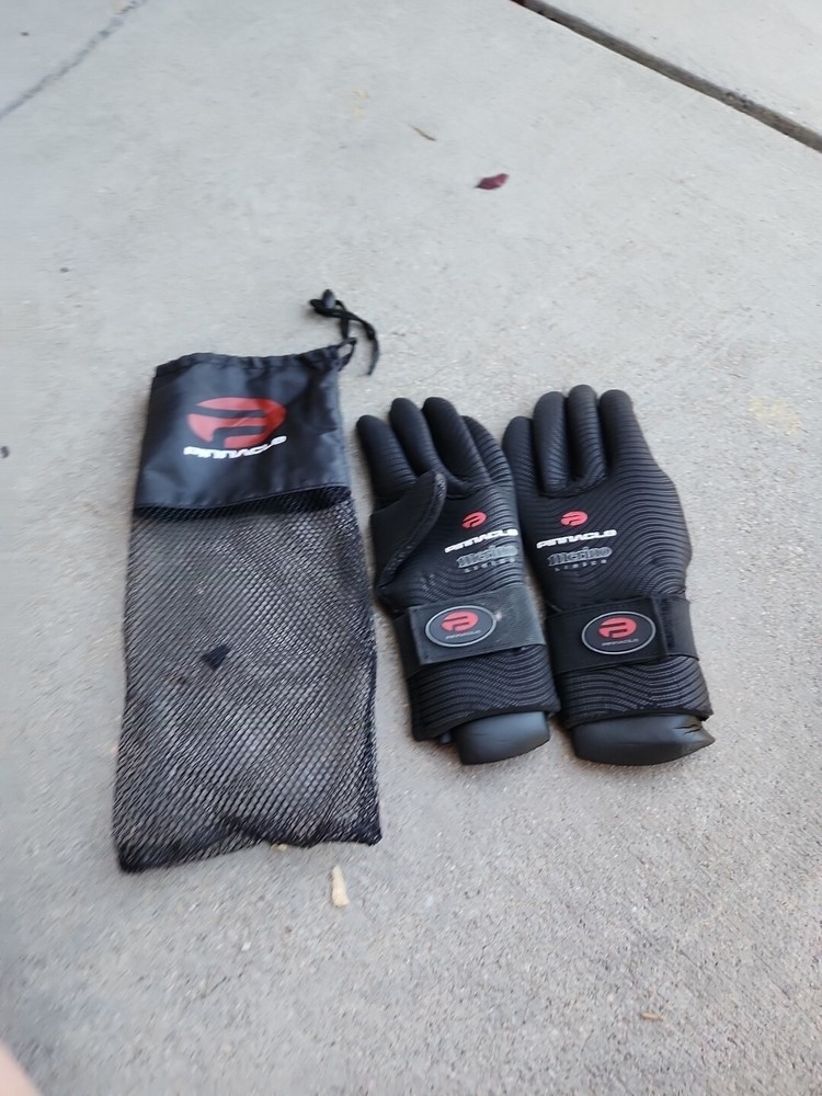 Pinnacle 5mm /4mm Merino Lined Neo 5 Glove
