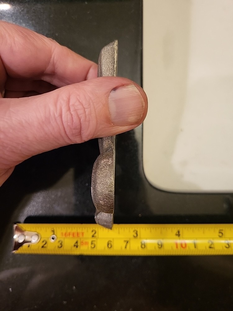 Cast Iron Fleur De Lis Small Qty 6