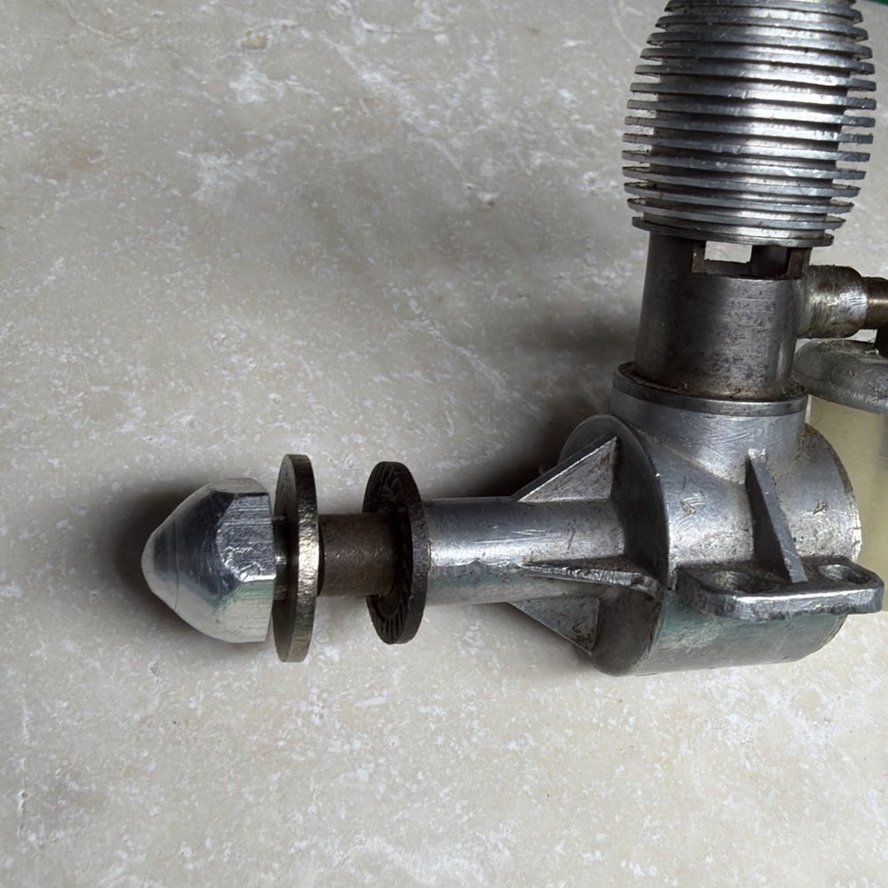 1948 AMCO MK II 0.87 R/C Model Airplane Engine