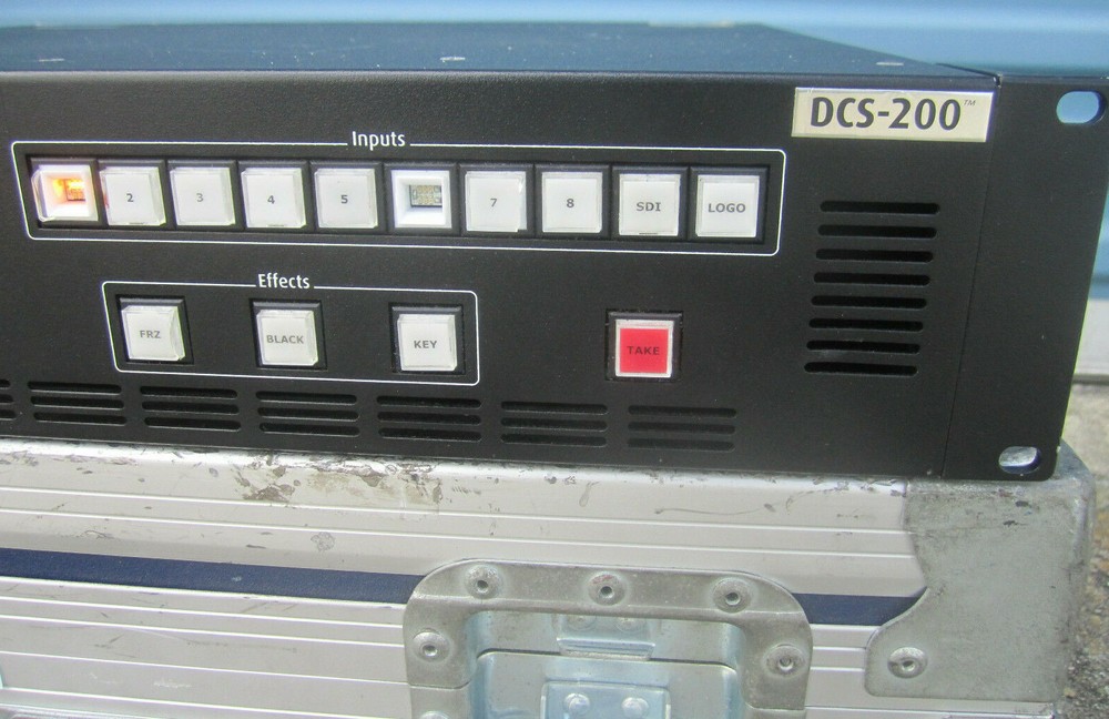 Barco DCS-200 with cases (G)