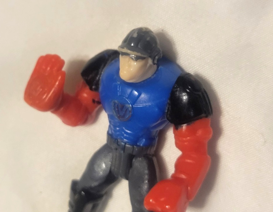 Toys R Us Magforce Terrain Loader 2 Figures
