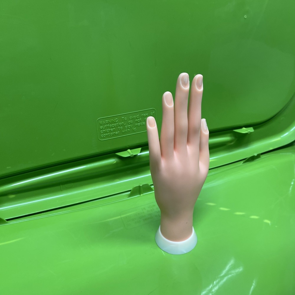 Nail Trainning Hand Flexible Soft Practice Plastic Mannequin Hand Nails