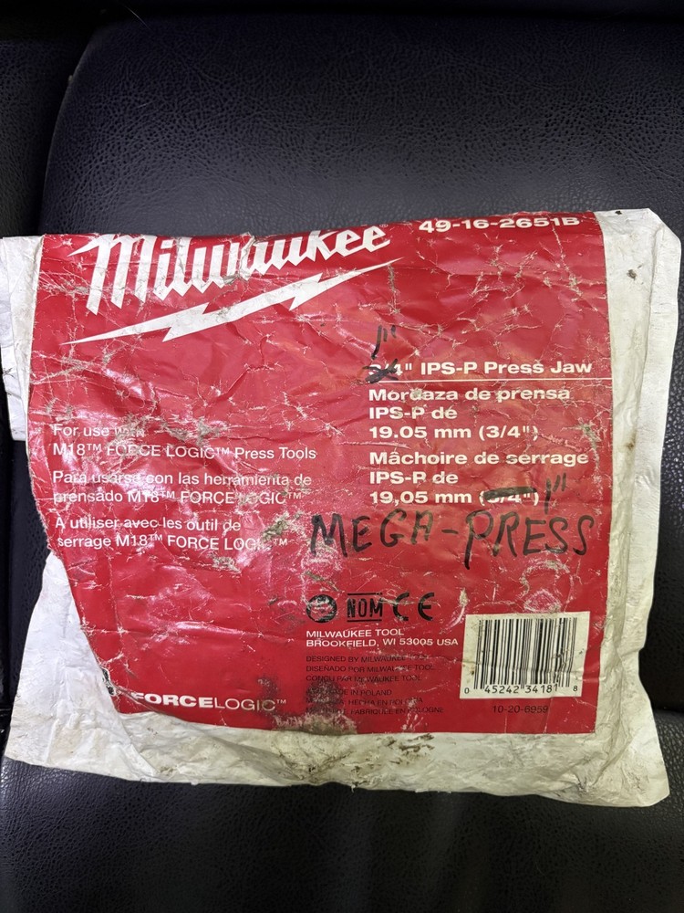 Milwaukee 1" IPS-P Press Jaw for M18 FORCELOGIC Press Tools