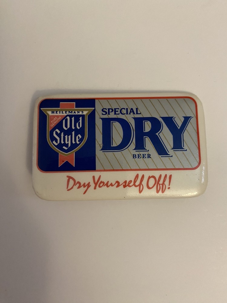 Old Style Special Dry Beer Pin Back Button P88