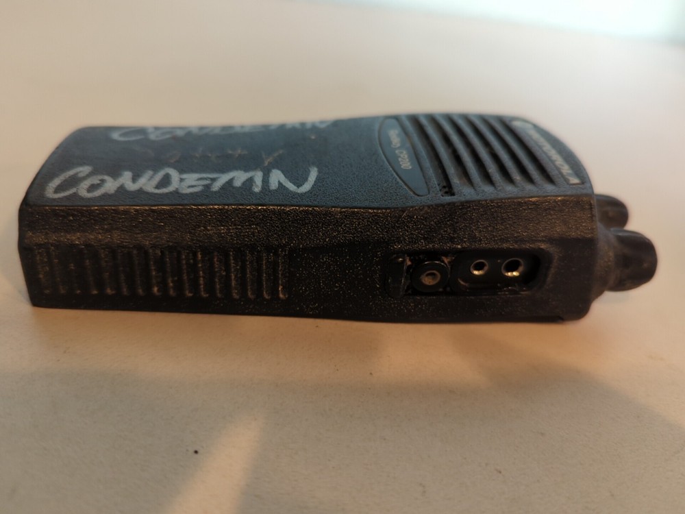 Motorola Radius CP200 AAH50KDC9AA1AN