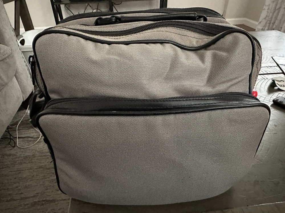 Canon T50 Black w/ Extra Lense Electronic Flash &Case