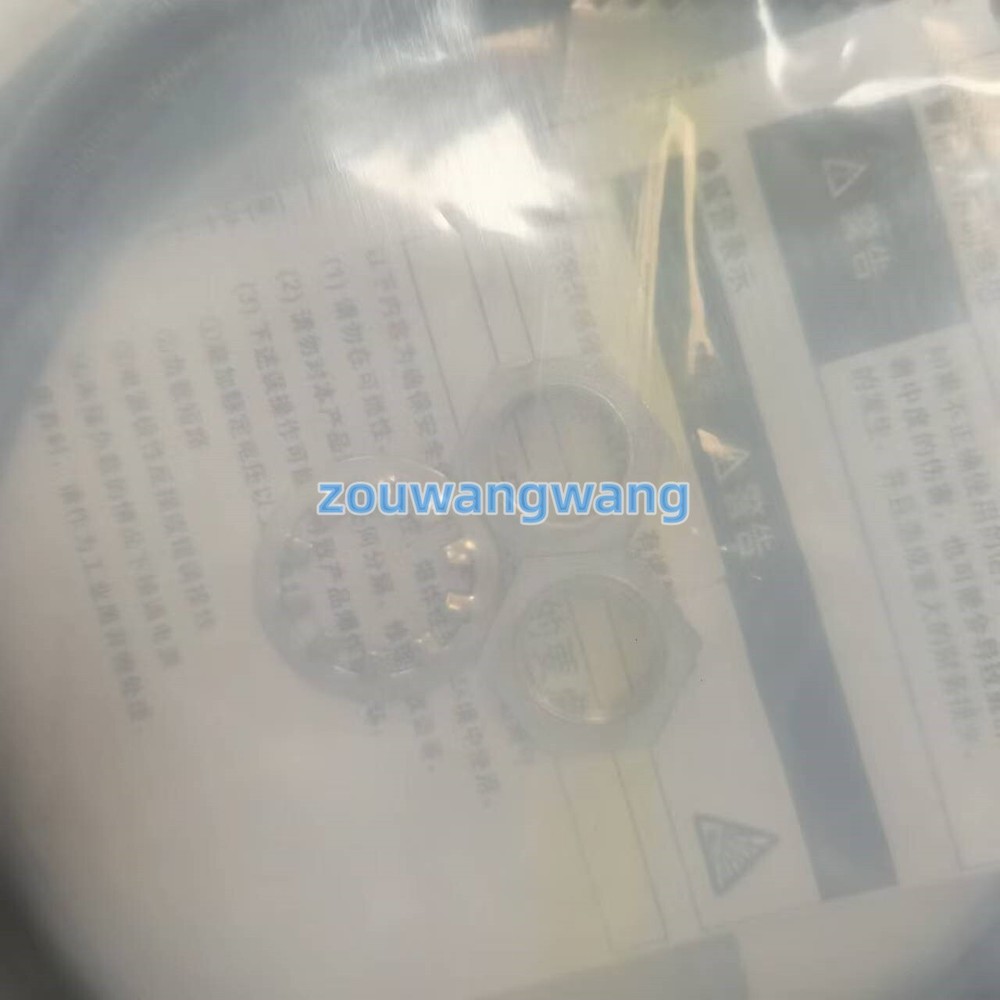 1PCS Brand New Omron E2B-M12KS04-WP-B1 Fast Ship