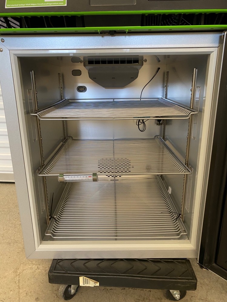 EVOLVE ELR055SSA-002 UNDERCOUNTER MEDICAL-GRADE REFRIGERATOR WORKING