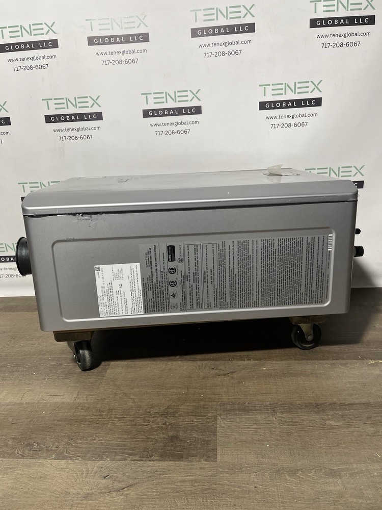 Rinnai RX199iN Tankless Water Heater 199k BTU Nat. Gas/Propane Gas (B-26 #1671)