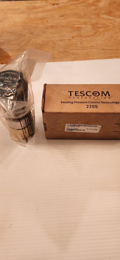TESCOM 44-1812-24V Pressure Reducing Regulator