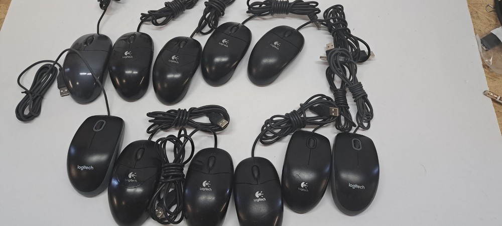 lot of 10 Logitech USB optical Mouse 6/28