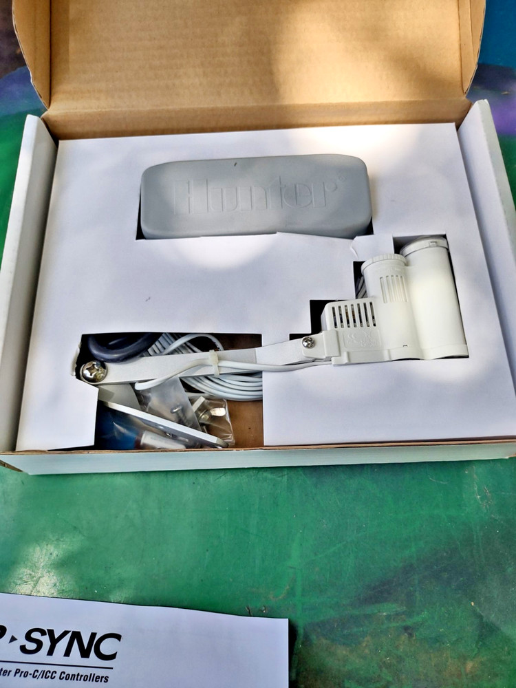 Hunter Solar-Sync Evapotranspiration Sensor and Module for Controller