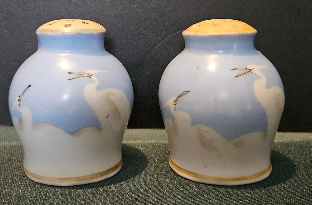 Nippon Crane Pattern Salt and Pepper Shakers - No Corks