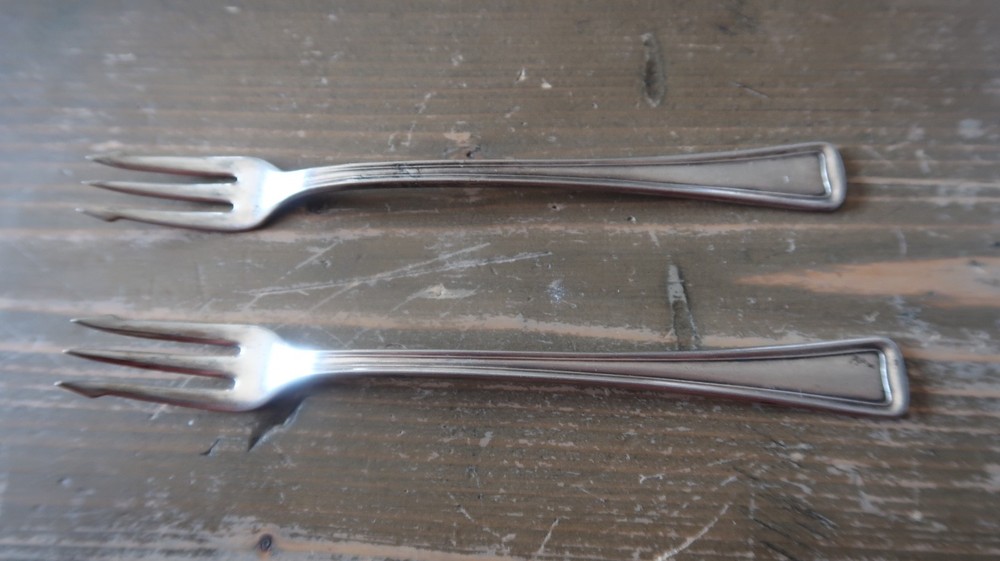 2 Antique Edward Don 6" Olive Forks