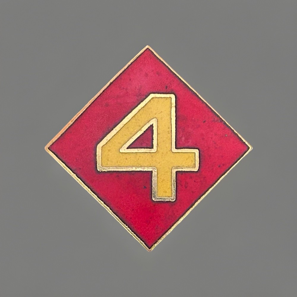 US Marine Corps 4th Marine Division Pin USMC