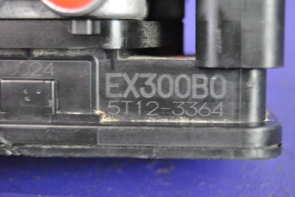 13-17 Kawasaki Ninja 300 EX300 B ABS Pump Unit Module OEM