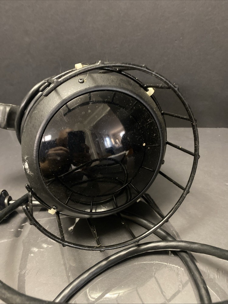 Ritchie Yellow Jacket AC/Refrigeration Leak Scanner Black Light 69464 Powers On